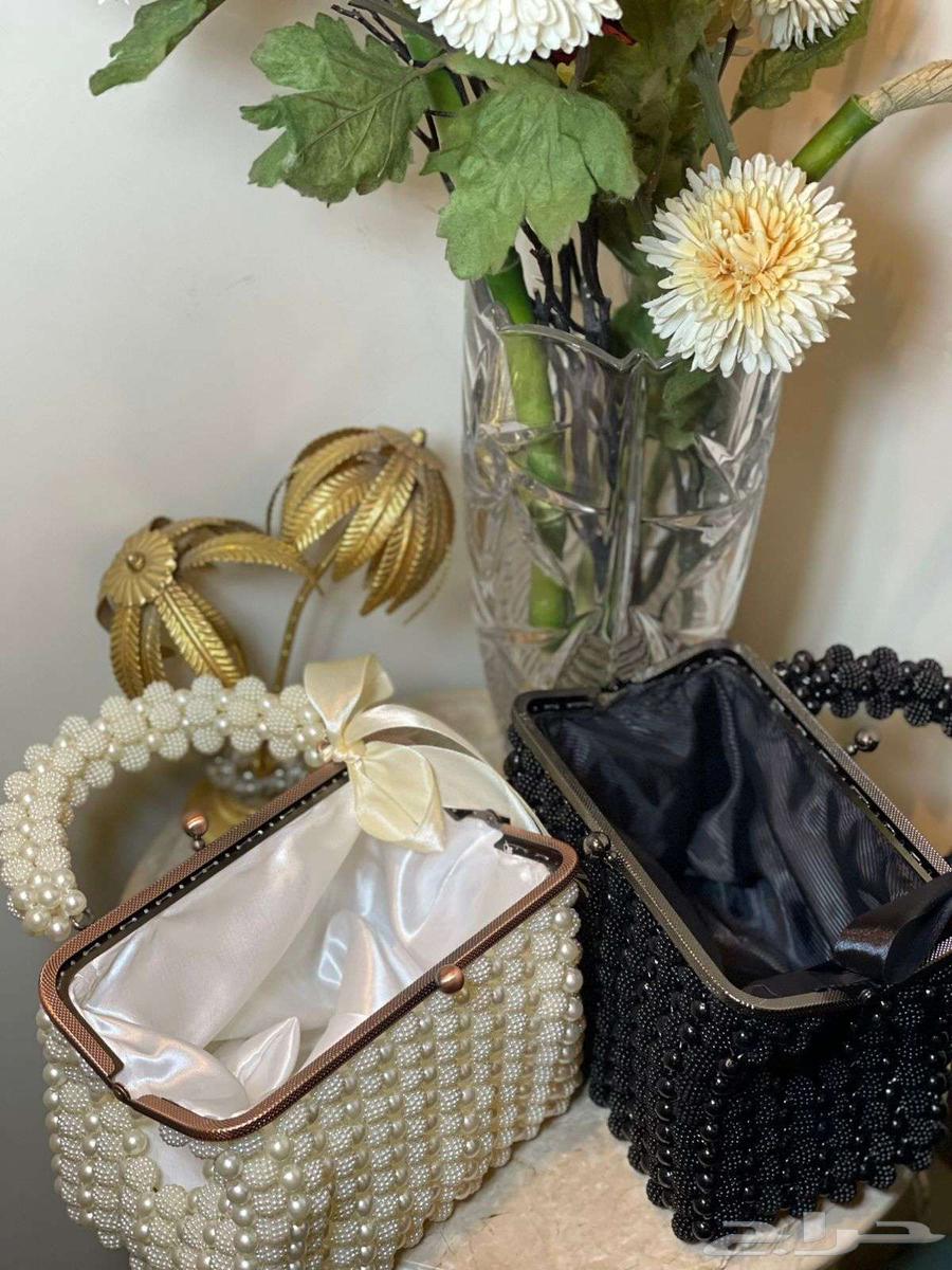 شنط انيقه جدا صناعه يدويه وسعر ممتاز والتوصيل لحد البيت64433673187458114