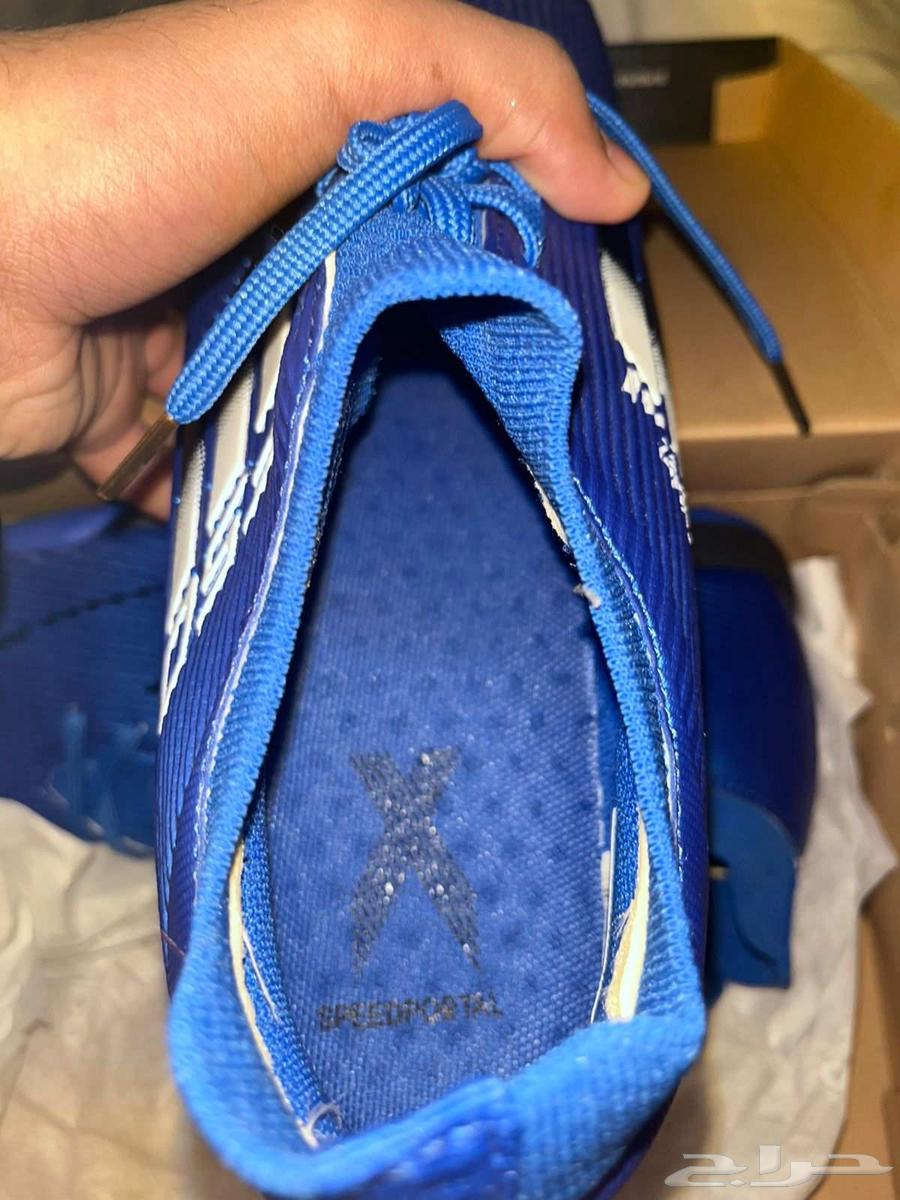 جزم كرة قدم أديداس أصلية (درجة أولى) شبه جديد السعر مناسب64437018514433113
