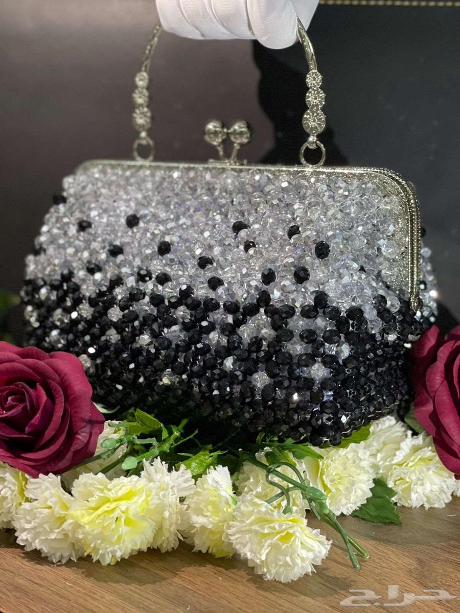 شنط انيقه جدا صناعه يدويه وسعر ممتاز والتوصيل لحد البيت64433673187458112