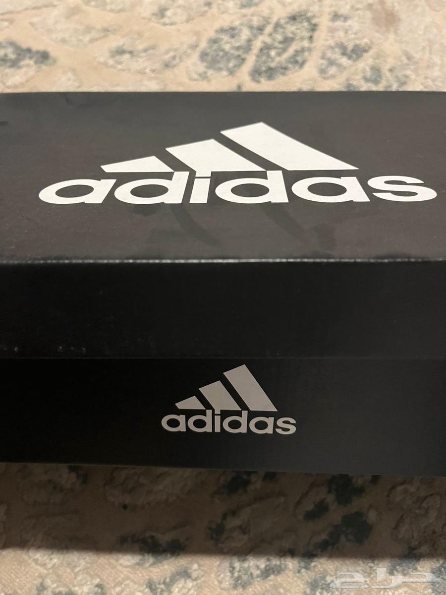 جزم كرة قدم أديداس أصلية (درجة أولى) شبه جديد السعر مناسب64437018514433114