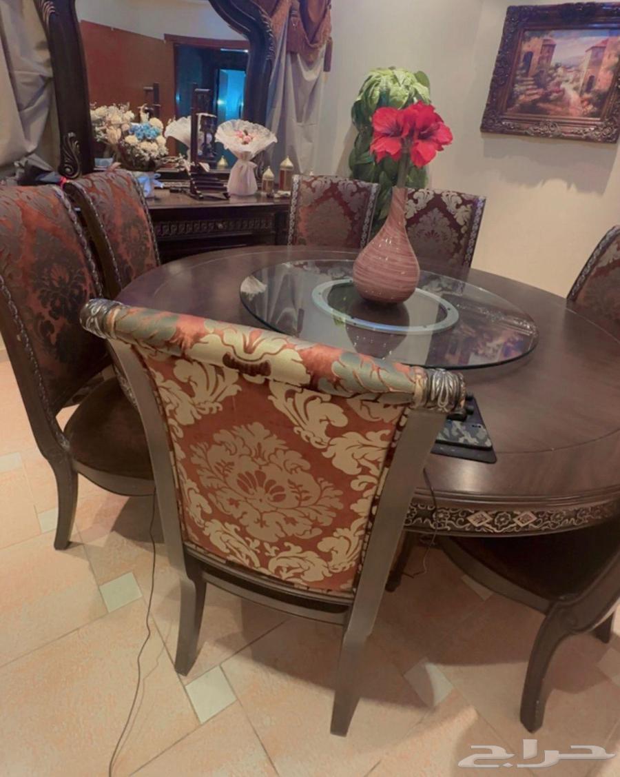 غرفة سفرة كبيرة للبيع مع بوفيه64434822815874110