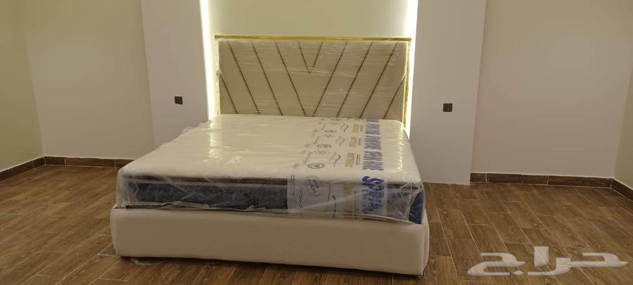 سرير خشب بكسيات ديكور64435313333123110