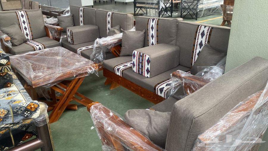 كراسي خشب وجلسات خارجية64440955079555114