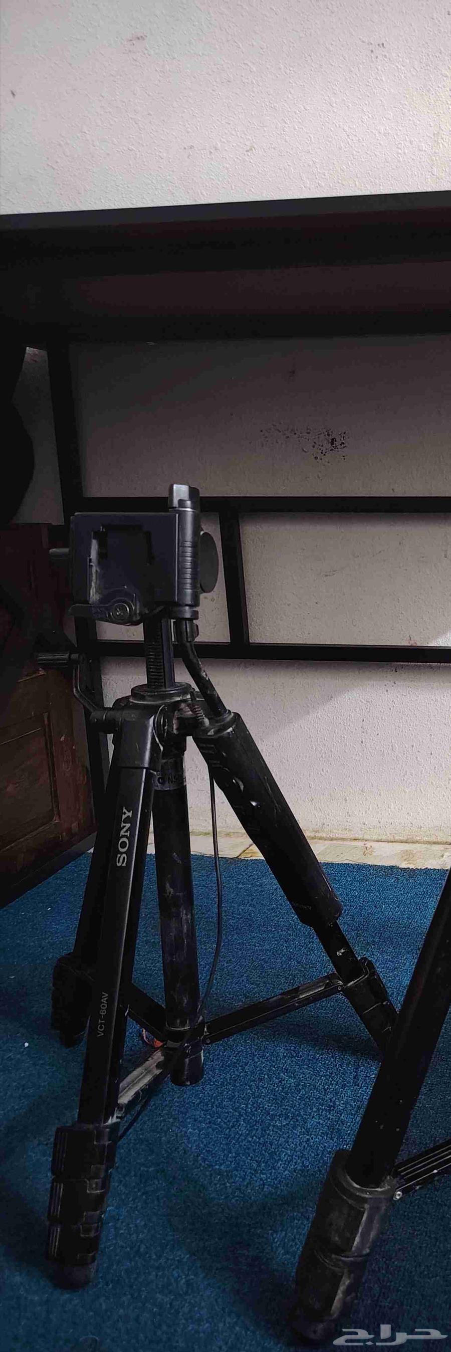 استاند كاميراه سوني نادر مستحيل تلقاه الا عندي آخر واحد في ا64437719990275112