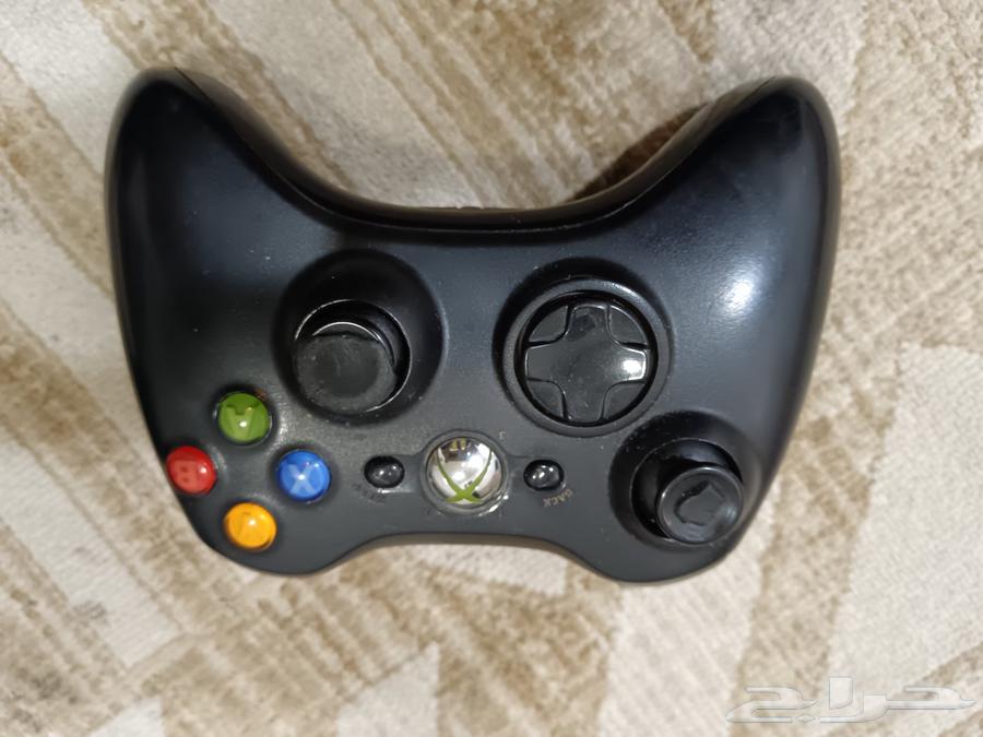 Xbox 360 with five tapes64439876934913113