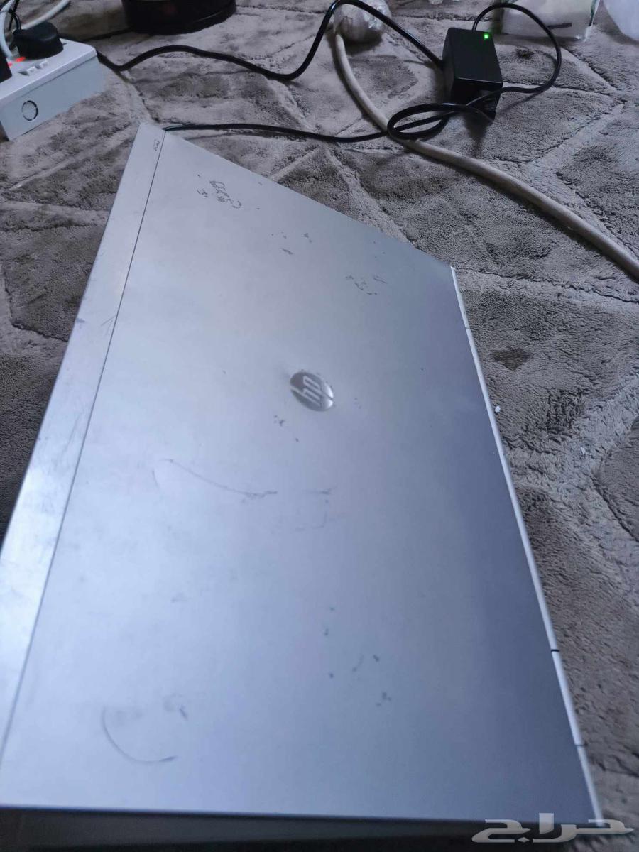 Laptop DESKTOP-AQ7ITSN with ONIKUMA headphones, the device is clean64440015918595112