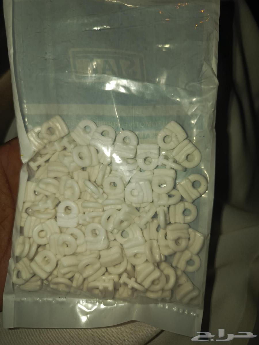 كلبسات ستائر سيارات . فولفو   اكتروس الكمية محدودة64593472477059111