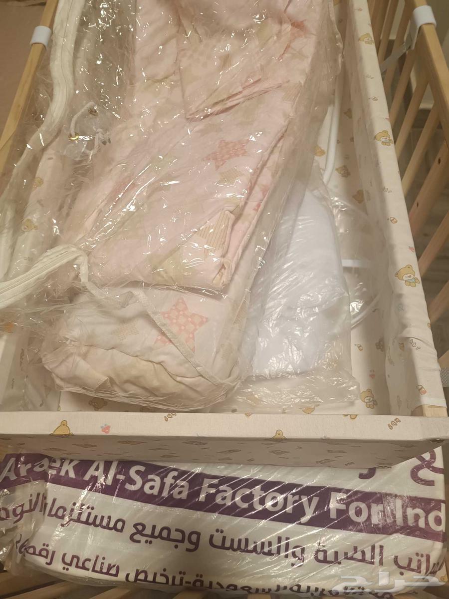 سرير أطفال خشب مرتبه 110 60 شرشف و جوانب64436038175106111