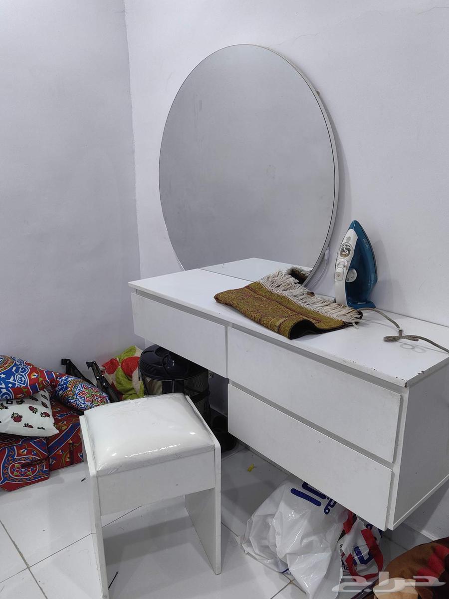 للبيع غرفه نظيفه لعلاء سعر نبيع لحد يسوم غير اصامل بس64438551792899111