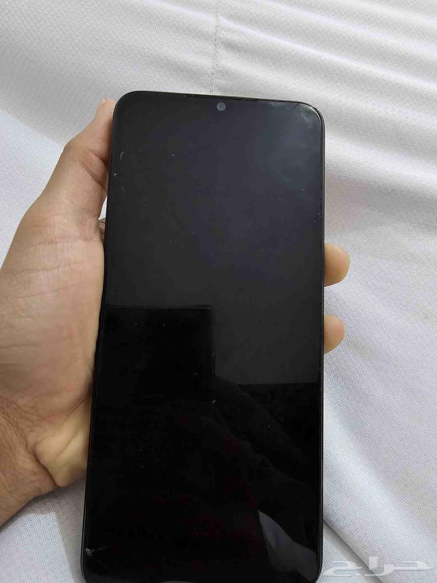 Infinix mobile phone used, screen replaced with cracks as shown64436829977089111