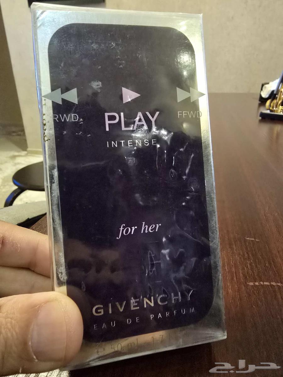 Clearance on a collection of perfumes64437733494273111