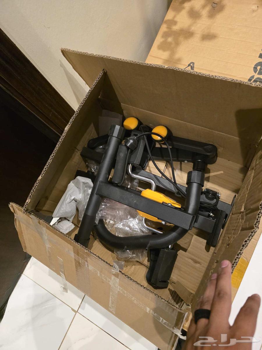 Treadmill and Exercise Bike64442131471747110