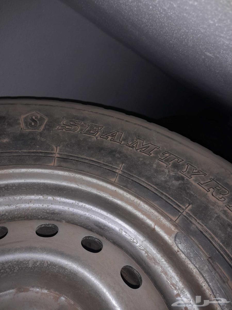 جنط جيب بكفره مقاس 16 بالون وكفرات متنوعه حق سيدان مقاس 1764593252064770111