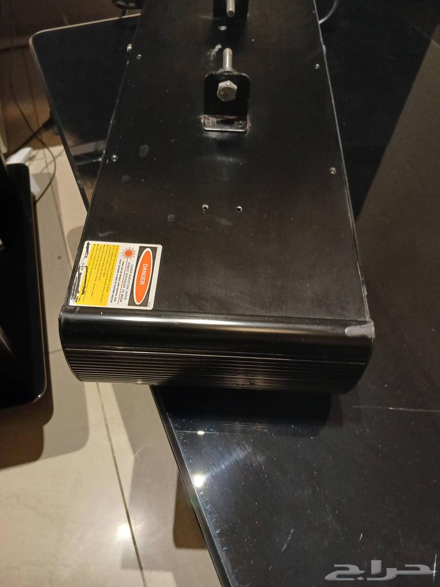 وصف شعاع ليزر رباعي الحاله مستخدم شبه جديد64436548085505114