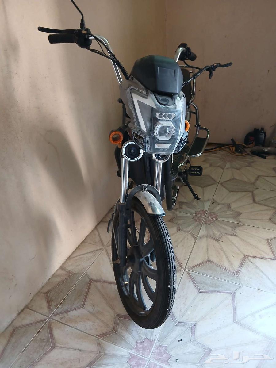 Dabab scooter, nothing new, used for two months on Asus64435610972289113