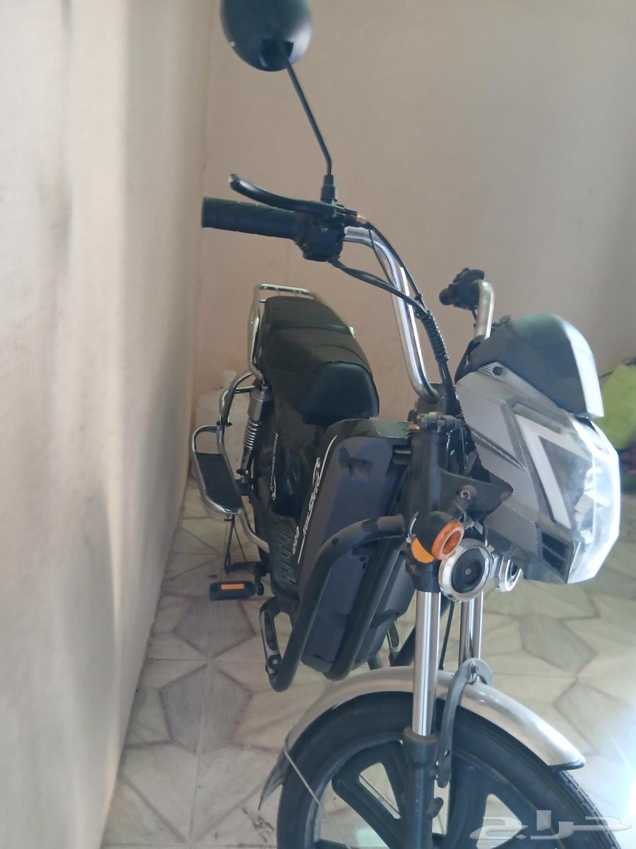 Dabab scooter, nothing new, used for two months on Asus64435610972289110