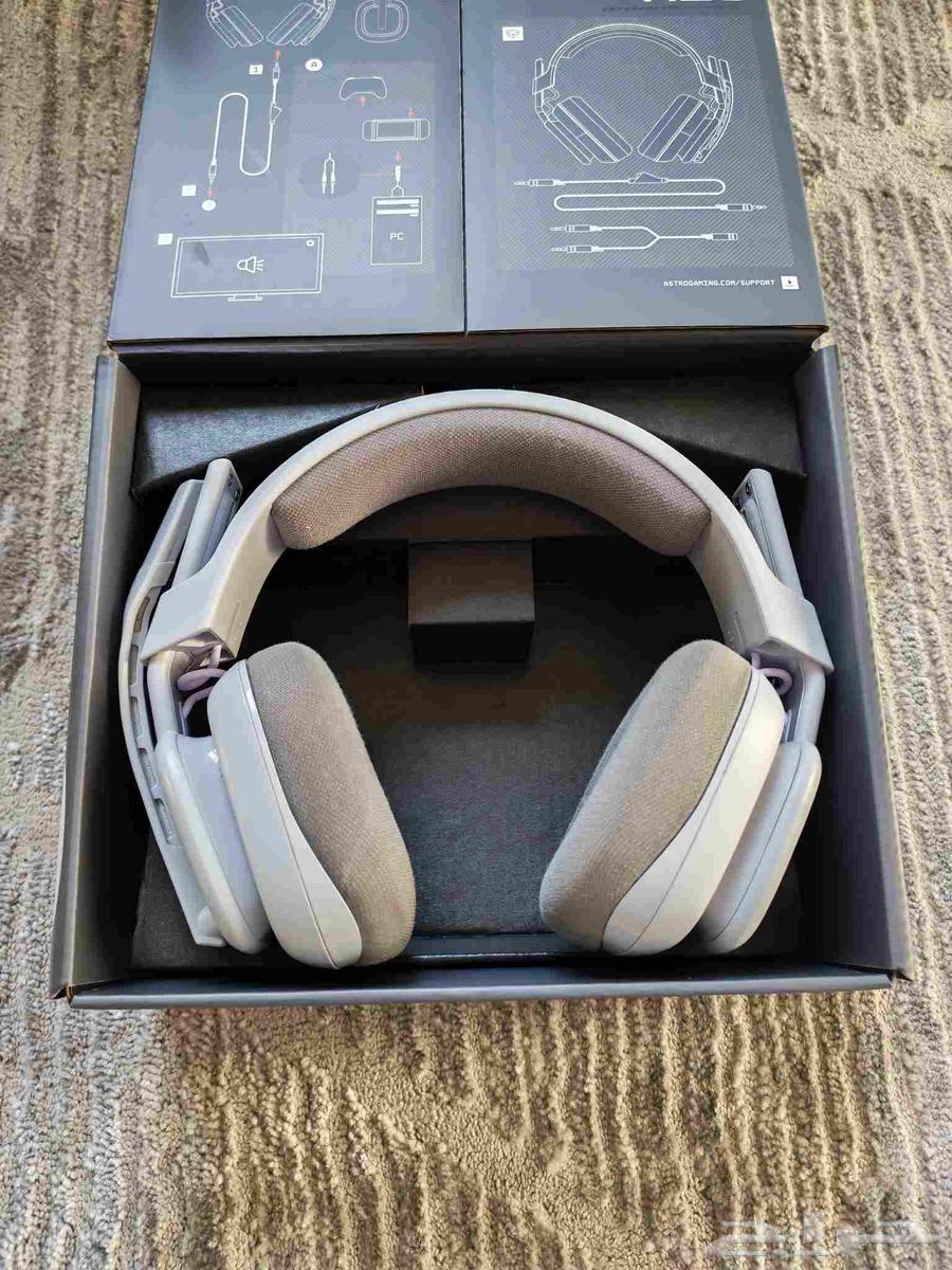 Astro A10 headset used for 9 months, reason for sale: upgrading64438645599361110