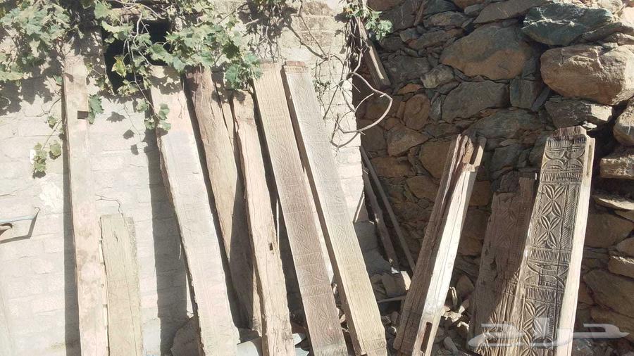 يوجدخشب قديم للبيع الباحه سعرمناسب للتفاهم واتساب64438780204675114