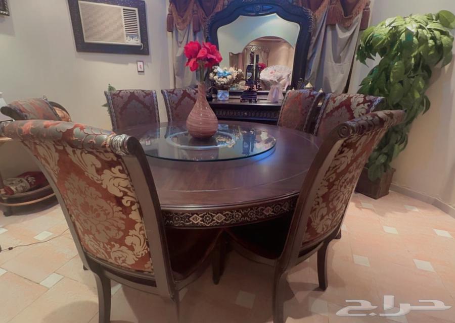 غرفة سفرة كبيرة للبيع مع بوفيه64434822815874114