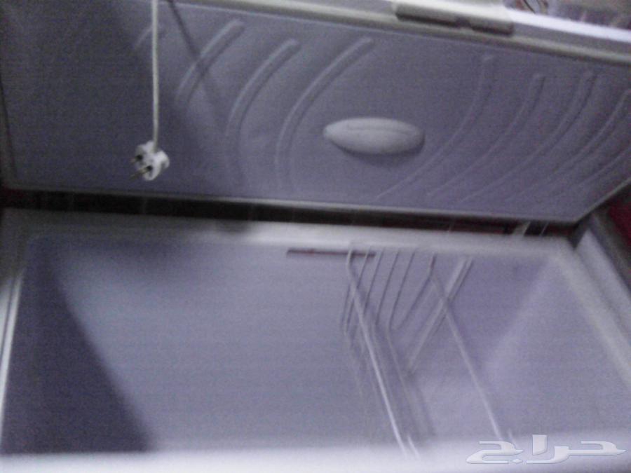 Used clean refrigerator for 800 SAR, contact by phone number64442076278019111