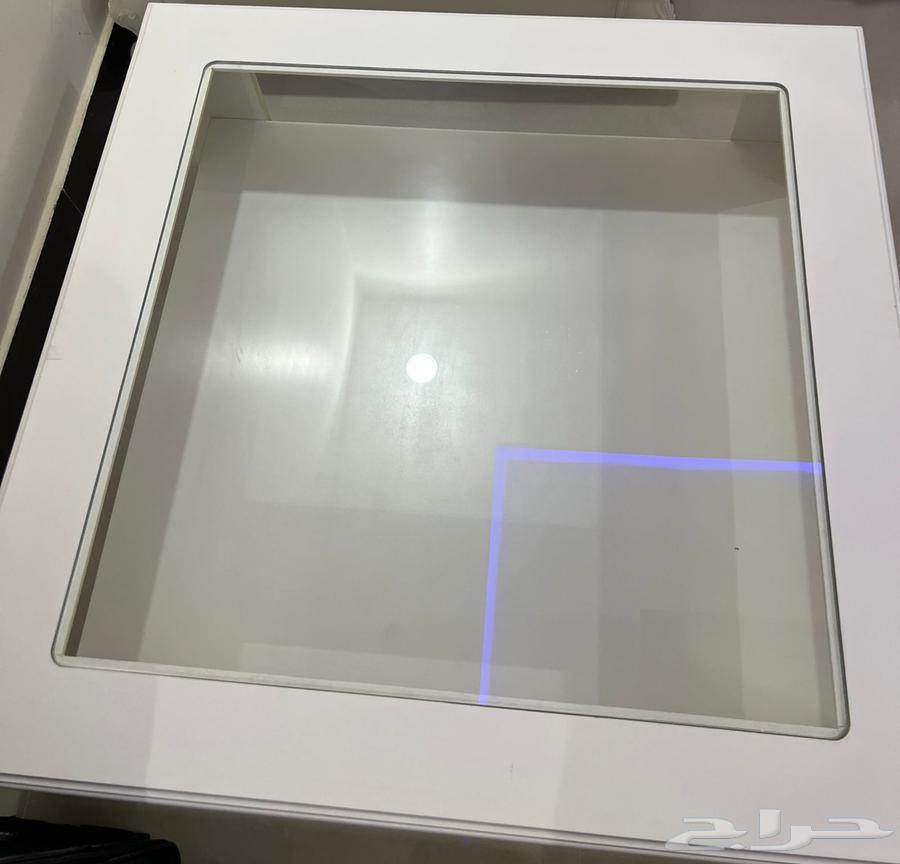 Carpet rug, wardrobe, and 4-liter mixer table64424361265282111