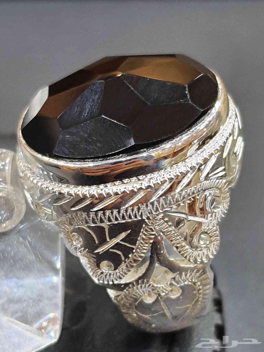 خاتم عقيق يماني اسود مترش64438753518593113