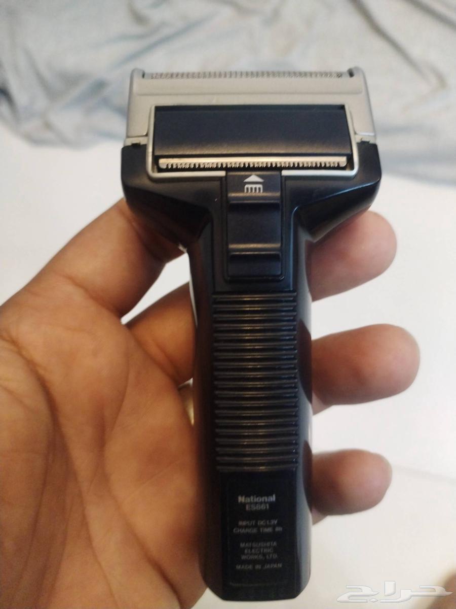 A 2-in-1 hair clipper and smoother from the sixties by National64440315622275111