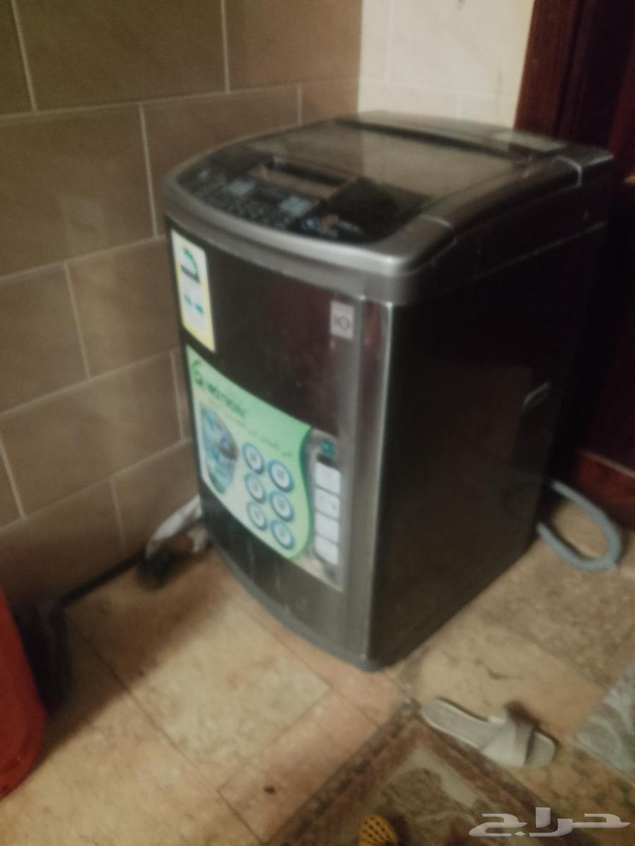 Table and washing machine64437988654083112