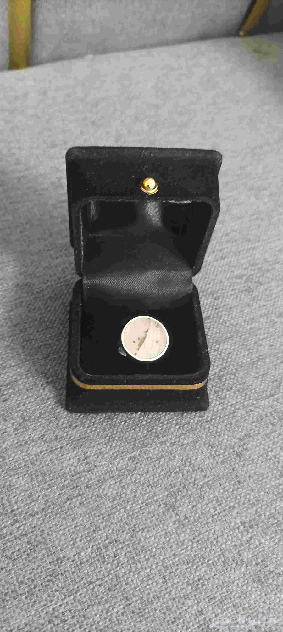 خاتم فضه عقيق اصلي عيار 92564436413471873110