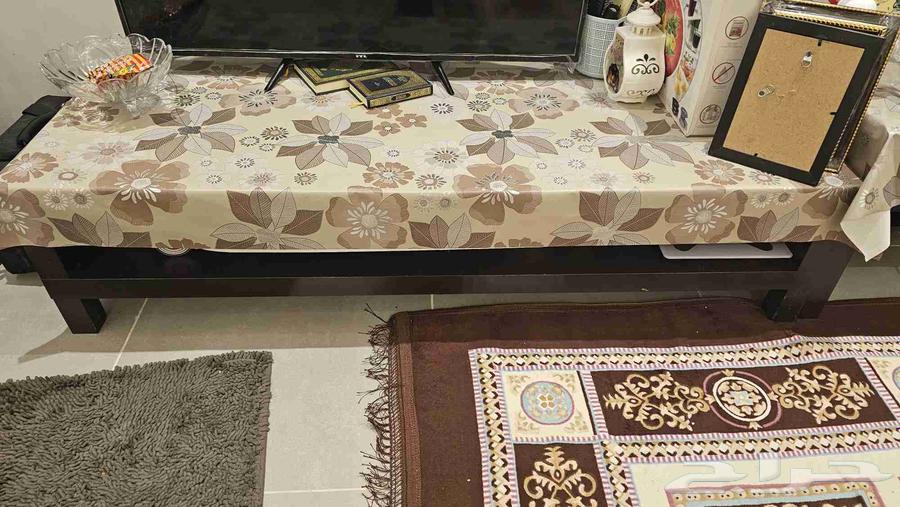 Clothes rack or hanger, TV table, sofa, chair, and full-length mirror64434442727939111