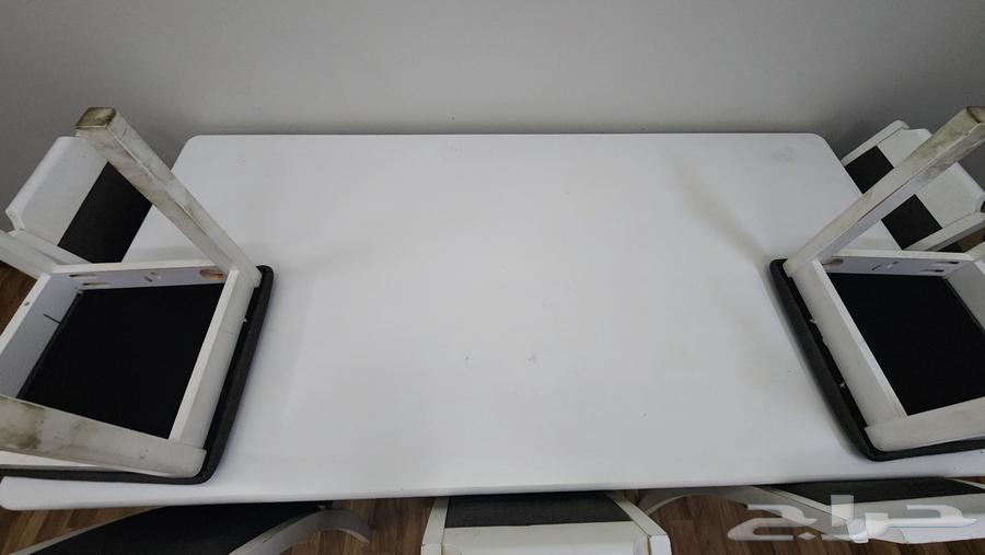 طاولة طعام نظيفة للبيع64438351240451113