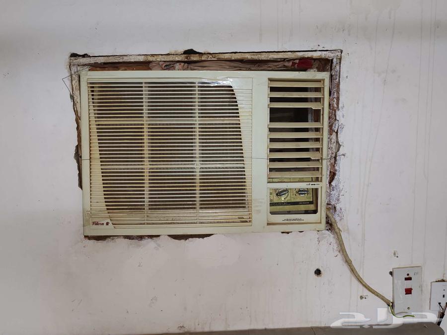 مكيفين شباك للبيع64434087612931111