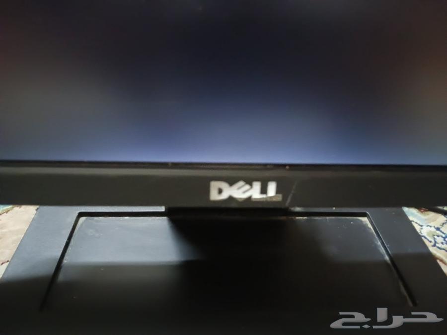 Two computer monitors64441131027585113