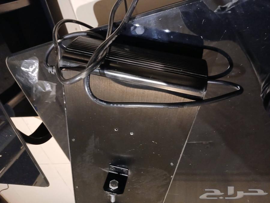 وصف شعاع ليزر رباعي الحاله مستخدم شبه جديد64436548085505112