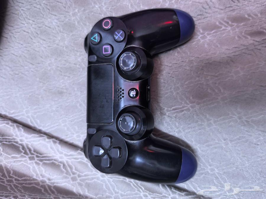 Sony controllers for sale, 3 original ones and one with slight drift64438699739139112