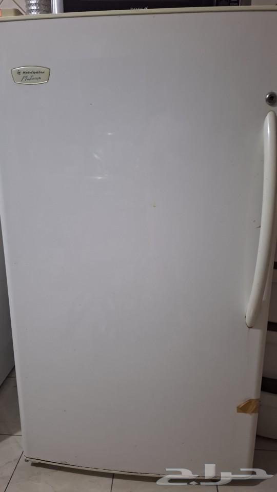 ثلاجه للبيع ب400وبردوتها ممتازه للامانه64434183177987110