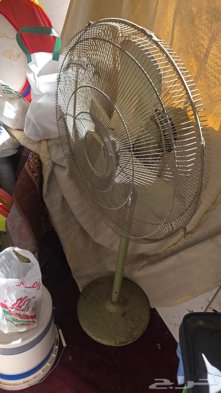 تكييف ومروحة للبيع64438378127490111