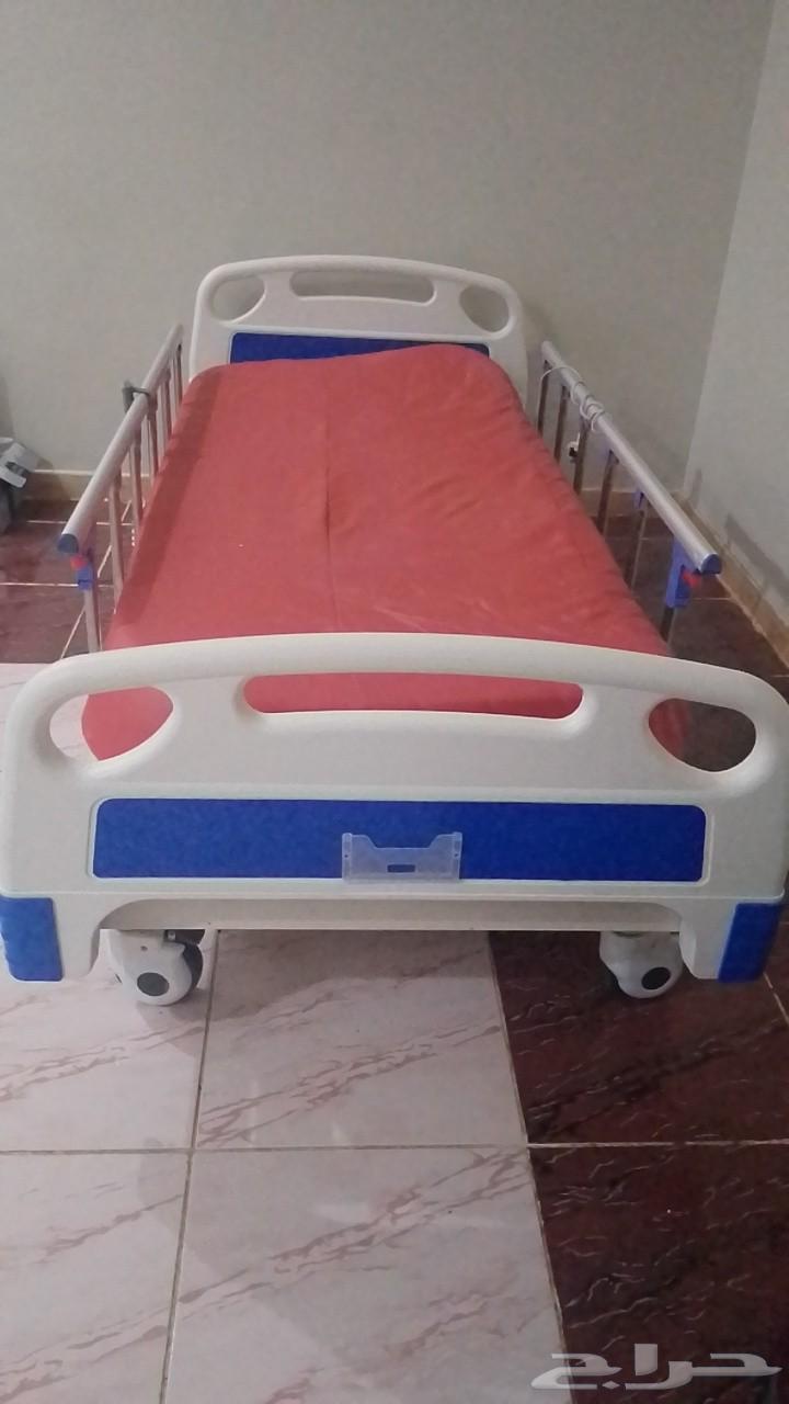 Medical bed with a medical mattress made of French leather for sale64442117750273110