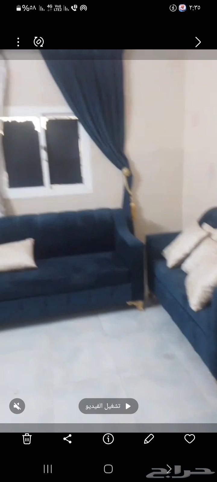 The sofa is new, detailed64441609128066111