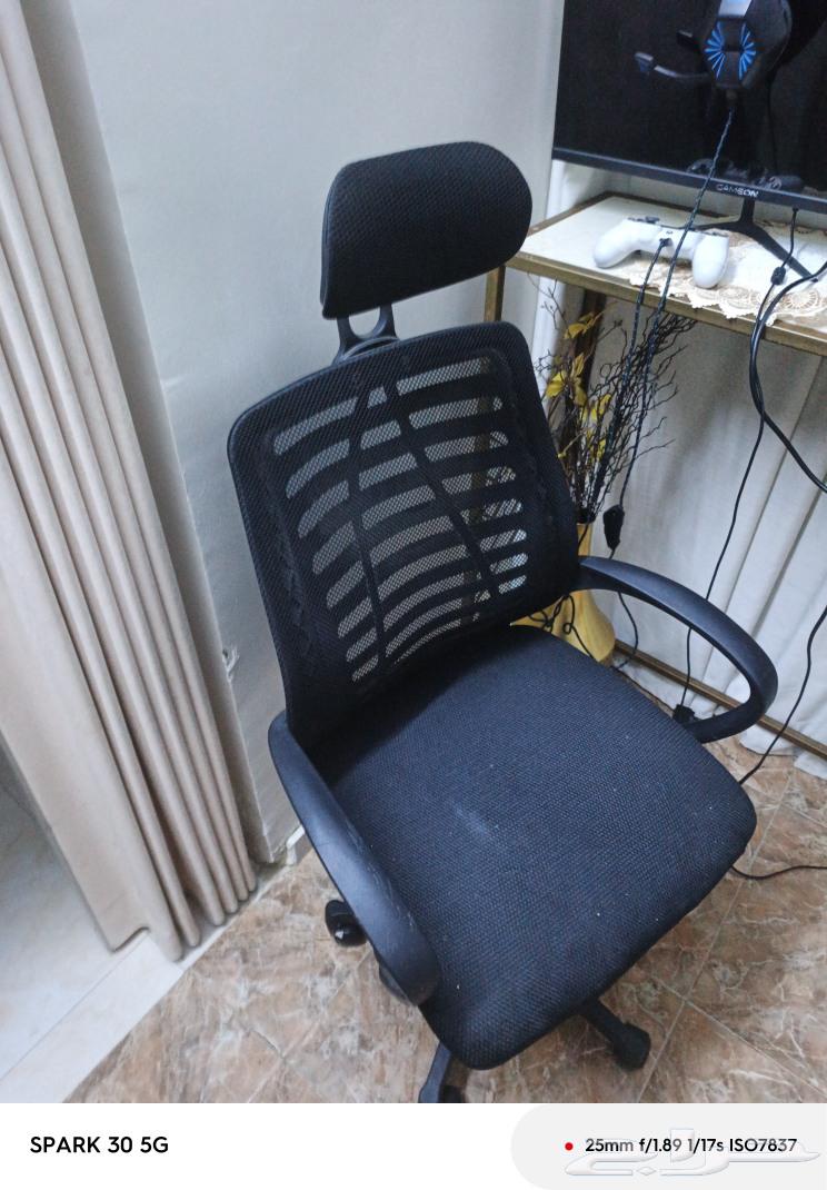 كرسي مكتب ينفع للقيمنق64437018614145111