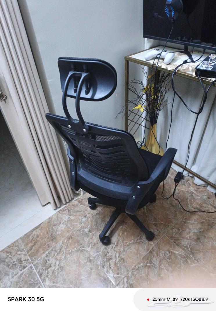 كرسي مكتب ينفع للقيمنق64437018614145110