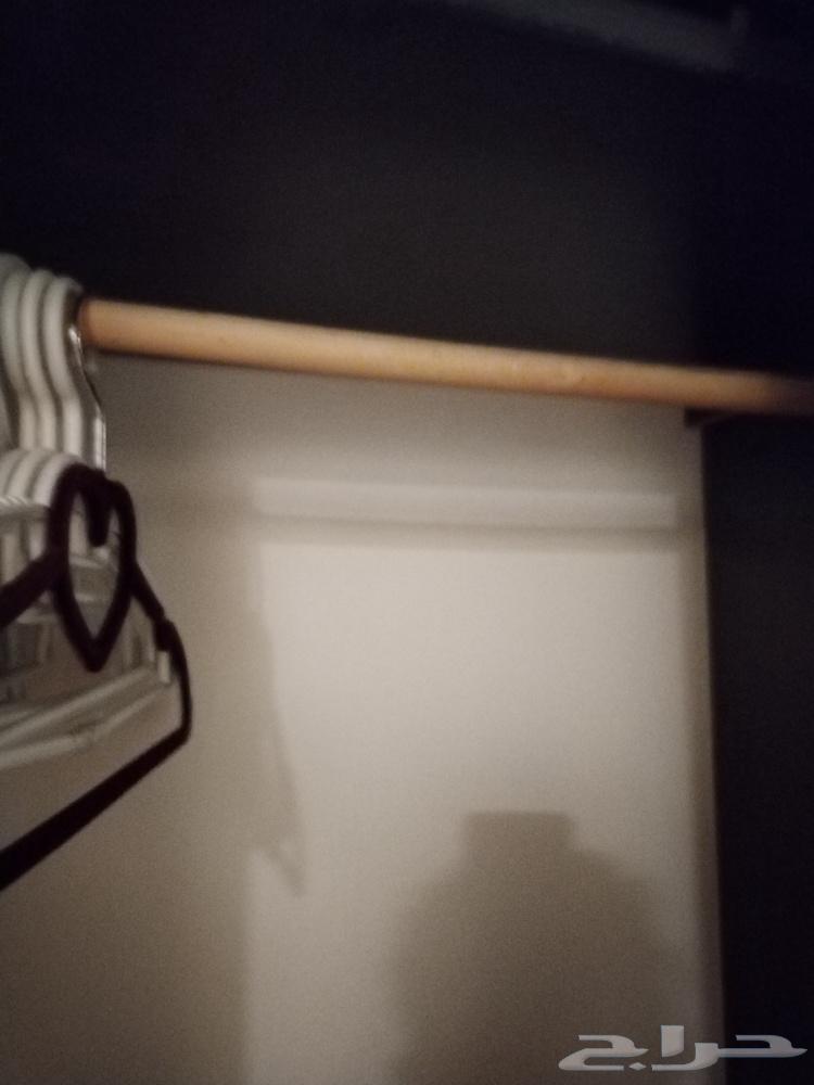 دولاب ملابس سحاب 3 بيبان كبير للبيع64434836573059112