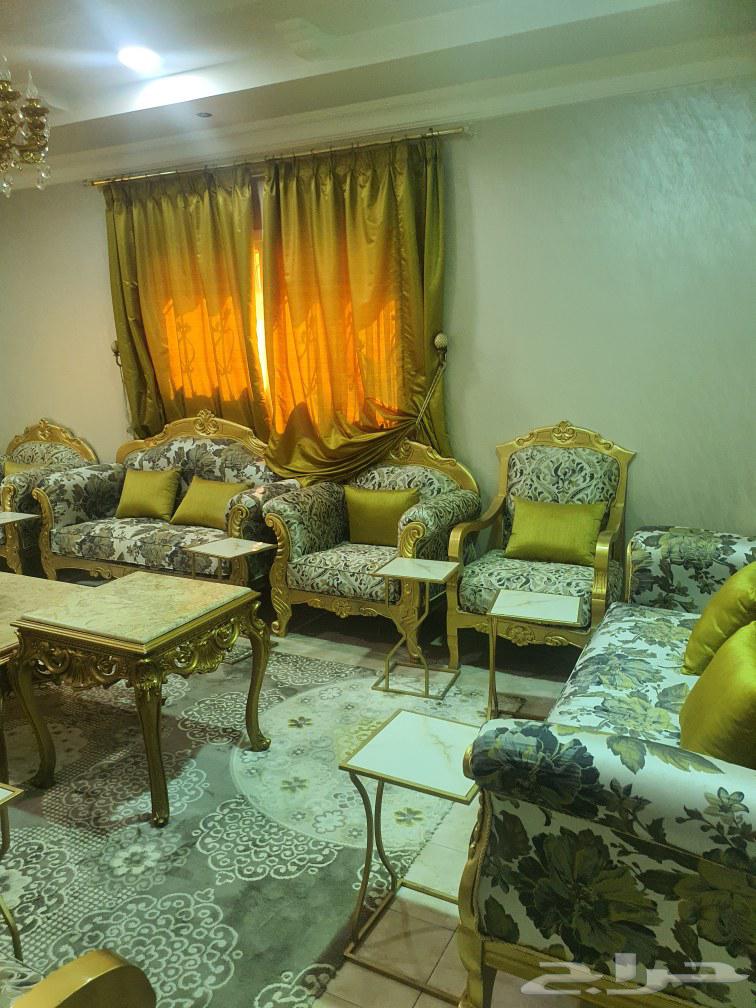 كنب كلاسيكي للبيع للبيع كنب كلاسيكي نظيف جدا يتسع 16 شخص مع64437194029057113