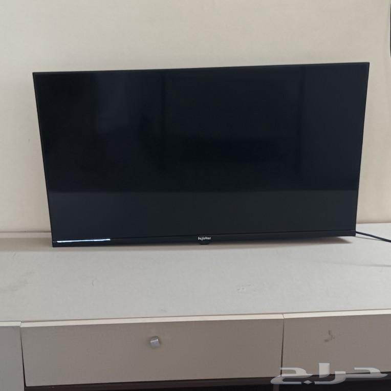 Furniture. Coffee table, office desk, TV stand, and screen64438217024897114