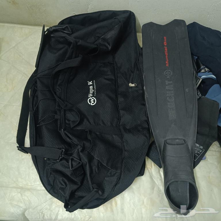 معدات غوص للبيع بحالة ممتازة64437315287041114