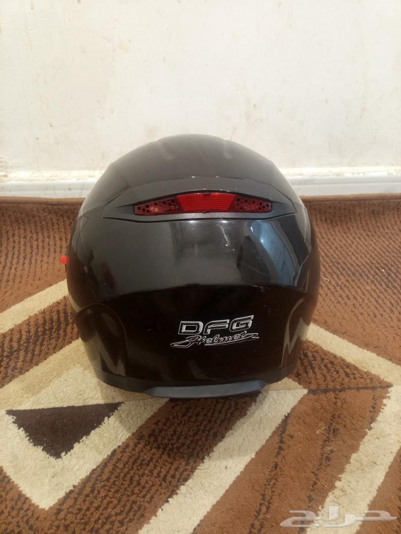 خوذة شبه جديدة64596944113282112