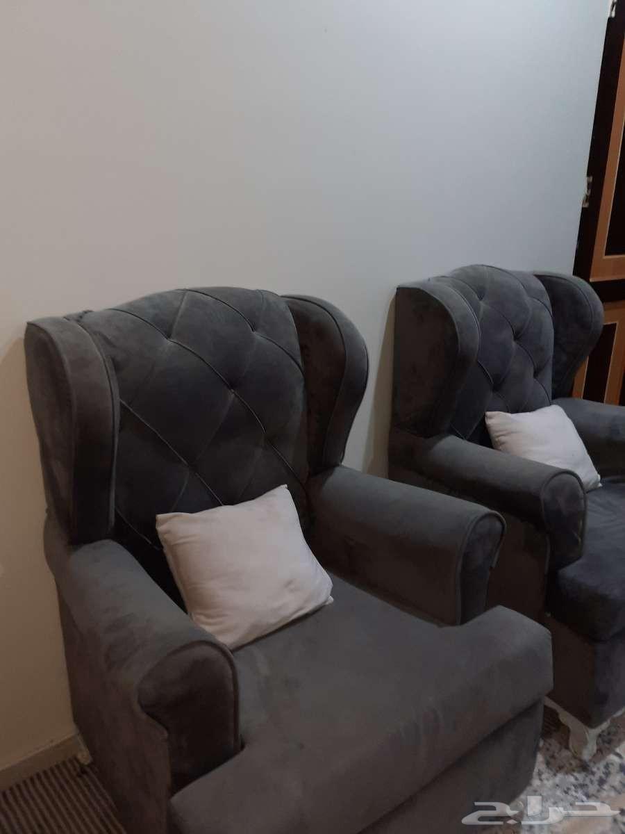 Sofa set for sale, very clean, negotiable price, contact number 0550395760.64440069616386110