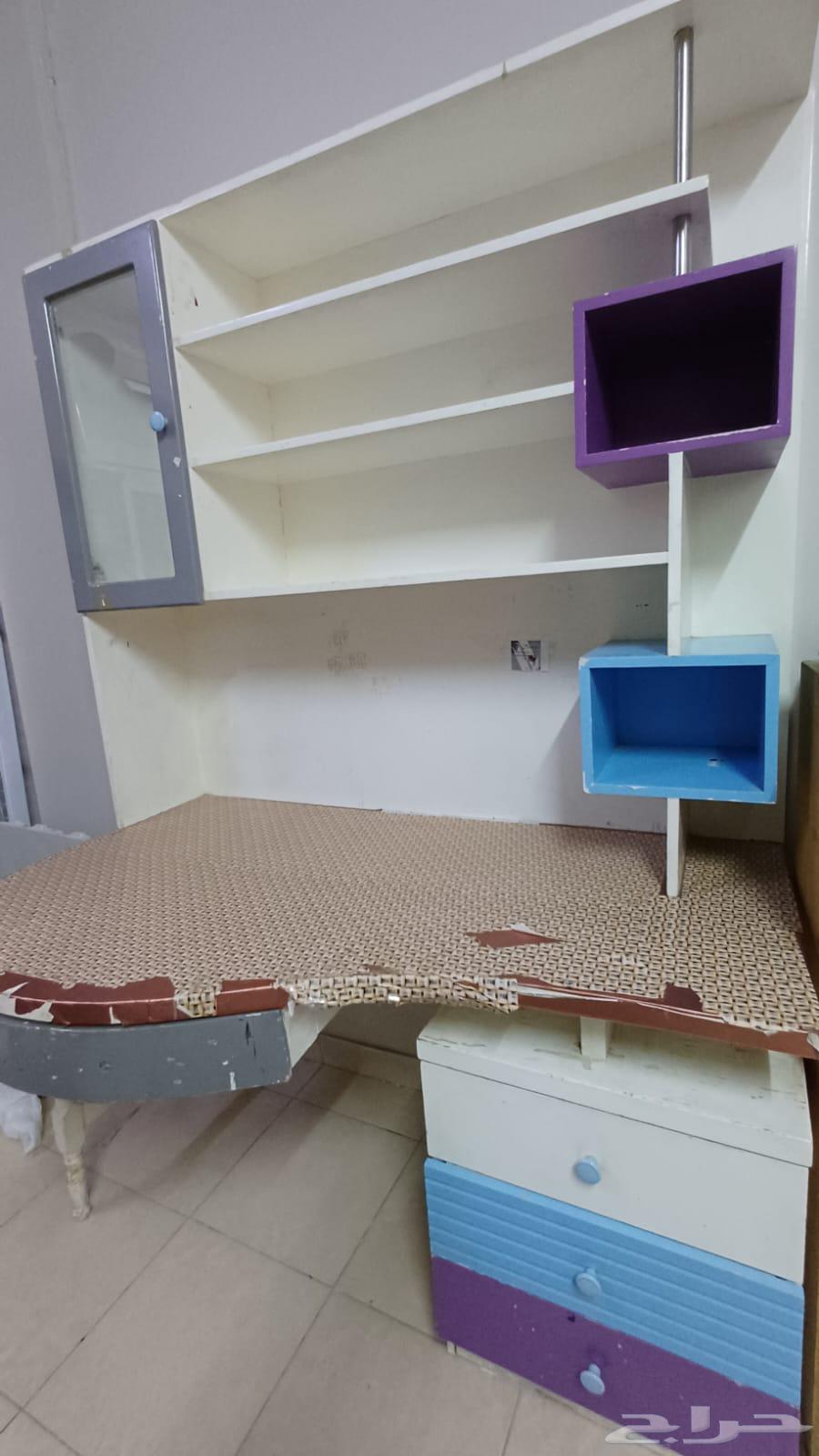 مكتب للبيع بسعر رمزي64439719456771112