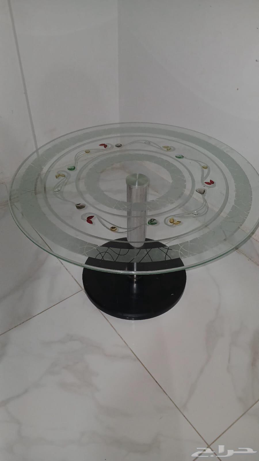 Glass table64437112796929112