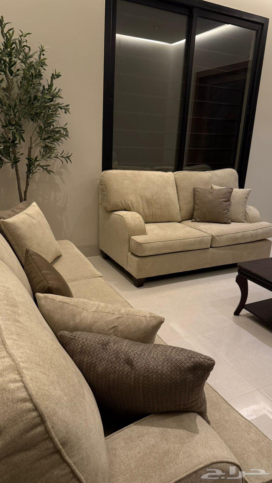 طقم كنب امريكي شبه جديد64437693367939114